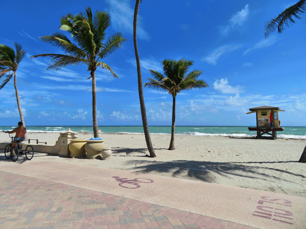 Les palmiers, le soleil et sable fin de Floride !