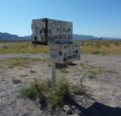 La Black Mailbox