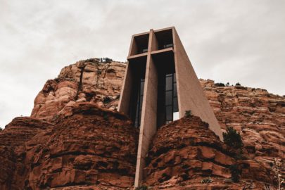 L'extérieur de la chapelle, taillé directement dans la roche